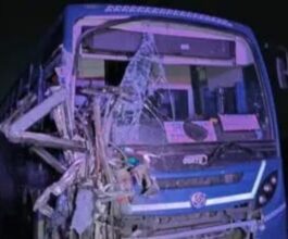 Tragic Accident: Bus filled with 55 passengers fell into ditch, 8 dead, 35 injured, chaos created