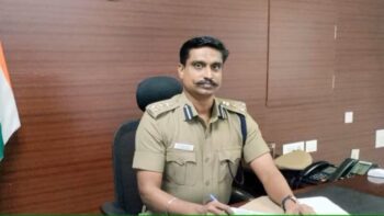 IPS Suicide Breaking: Bad news...DIG Vijaykumar committed suicide...shot himself with service revolver