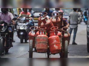 LPG Cylinder Price: Increase in the prices of cylinders ... Now you will have to pay so much money