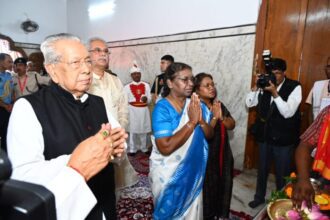 President Draupadi Murmu: President Draupadi Murmu reached Lord Jagannath Temple located in Gayatri Nagar of the capital.