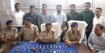 Knife Recovered: Special campaign of police against those who order Batanchi online, large quantity of Batanchi knives, knives including air rifle recovered.
