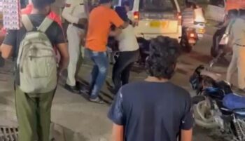 High Voltage Drama: Drunken girl commits suicide in the middle of the road...Police kept looking here and there...see VIDEO