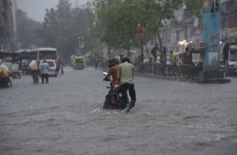 Barish Alert: Raipur Meteorological Department has again issued warning of heavy rain...Yellow alert for these 16 districts...Do not take such risks...VIDEO