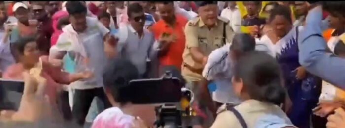 Angry Congress: Big news from Raipur…! Angry worker poured petrol on himself after Mayor Dhebar did not get ticket