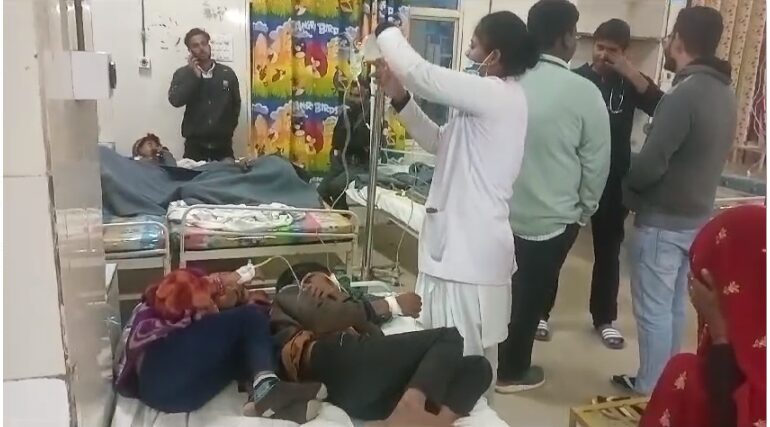 Ate Poisonous Seeds: Big news...! Health of 13 children deteriorated simultaneously...watch VIDEO