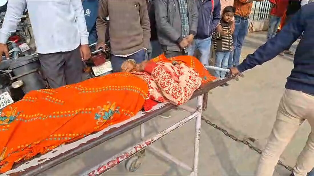 Rapid Firing: Sad...! The wedding procession was about to leave the house but rapid bullets were fired...! 4 including groom, 1 dead...see VIDEO