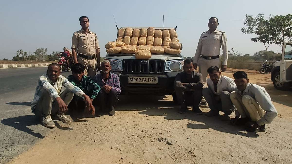 Illegal business: Black drug trade in CG, 6 inter-state smugglers arrested with ganja worth Rs 25 lakh