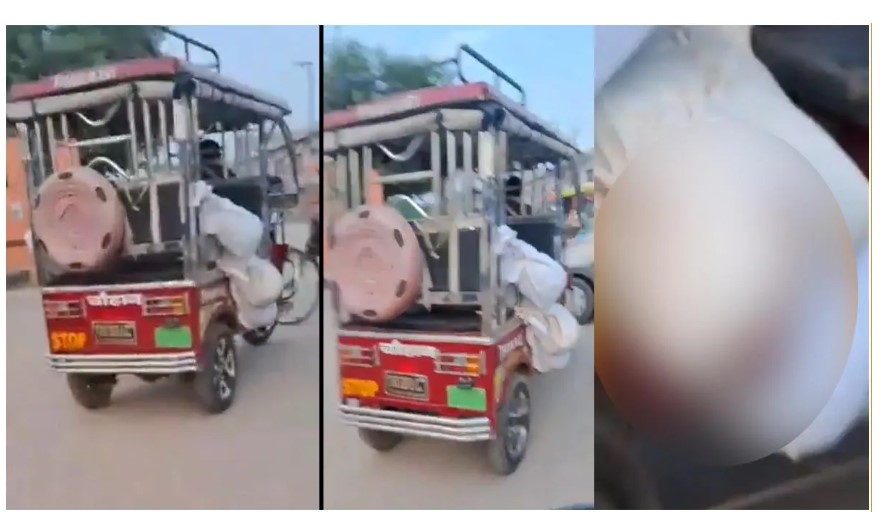 Dead Bodies in E-Rickshaw: Shameful...! A pile of dead bodies is being carried in e-rickshaws like this... This video is going viral on social media... Watch here