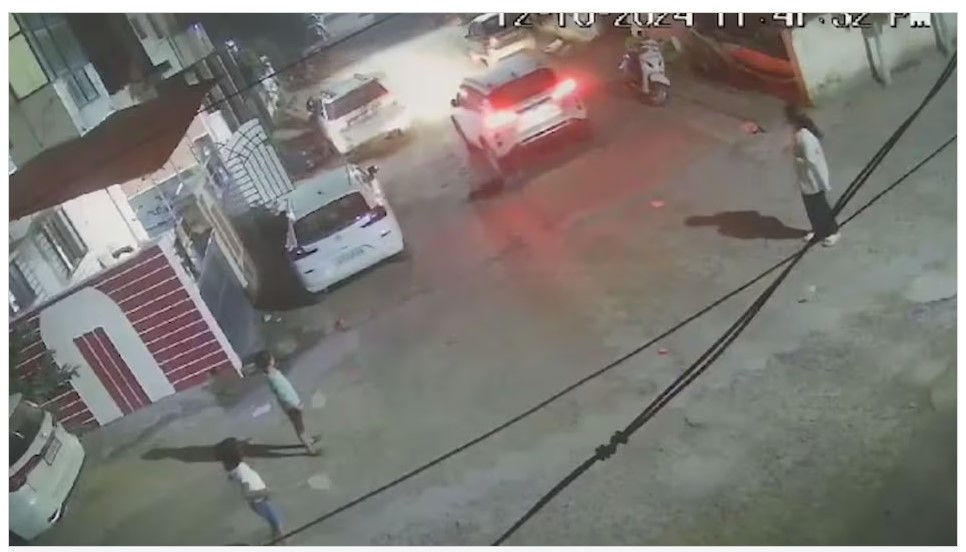 Crushed the Child : Big Breaking...! BJP leader Dheeraj Singhdev's innocent son was crushed by a car... the incident was captured on CCTV, watch the video here