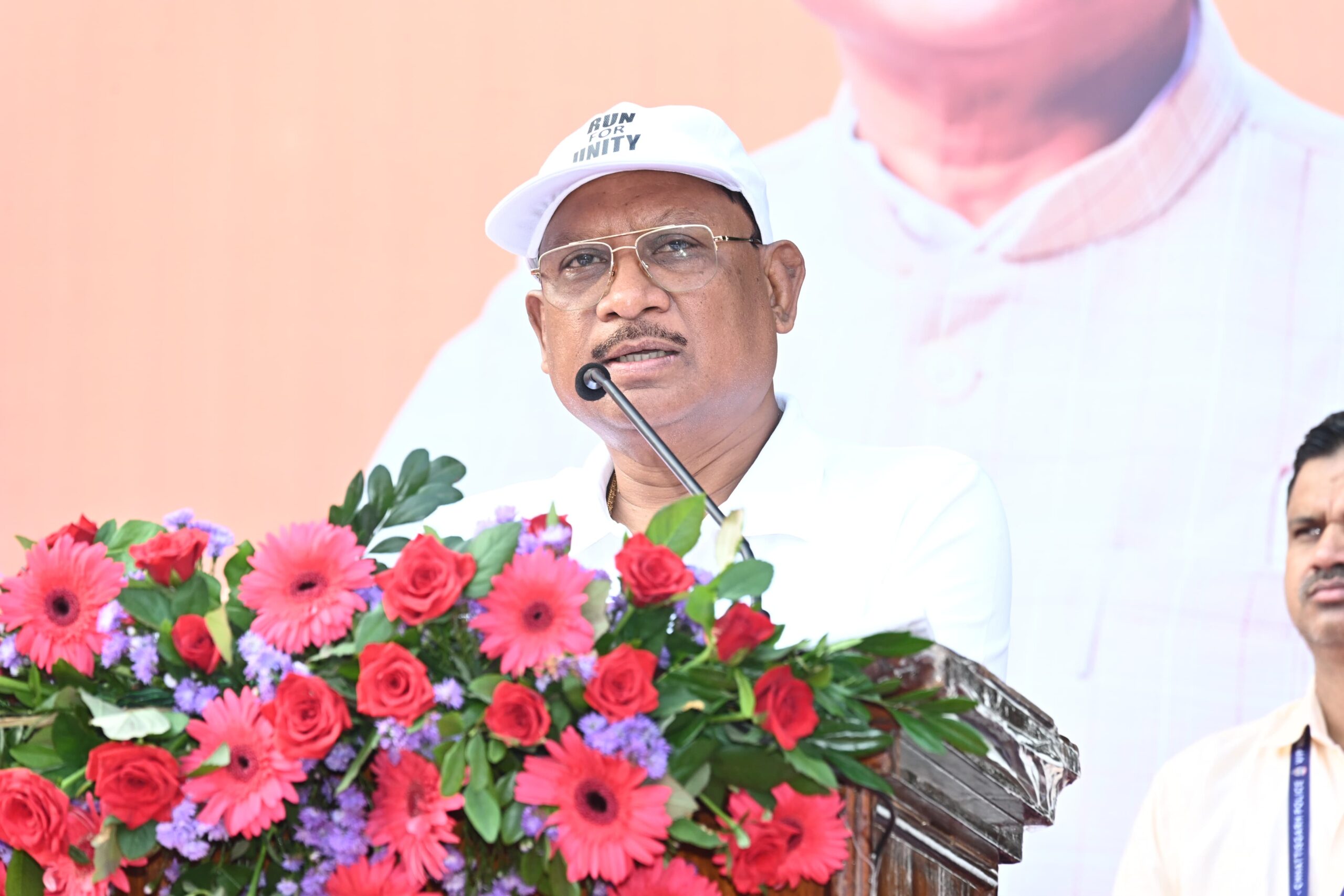 Run For Unity: Chief Minister Vishnu Dev Sai ran a unity run with the people of the capital for the unity and integrity of the nation… flagged off the unity run