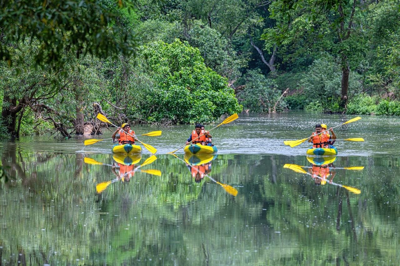 Dhudmaras Village: Dhudmaras, situated in the lap of nature, included in the top 20 villages on the world tourism map.