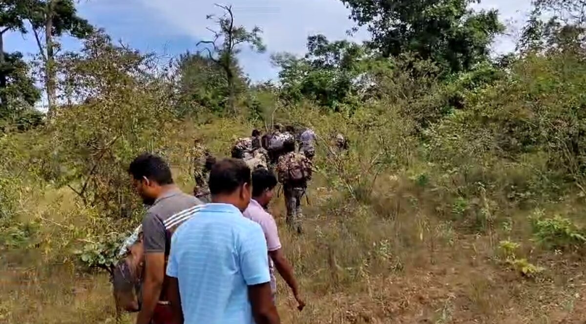 Naxal Encounter Breaking: Big news...! Encounter on Narayanpur Kondagaon border...Security forces from two districts involved...IG confirmed