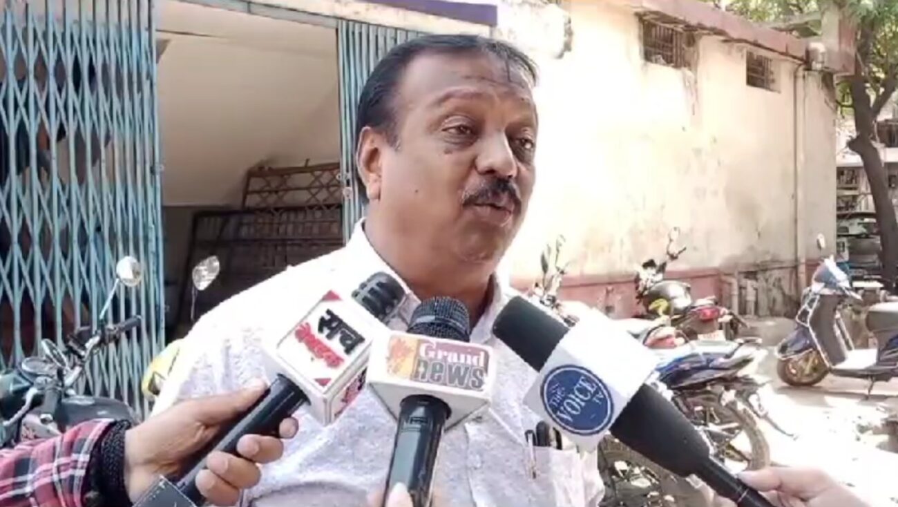 CG Chamber: What question did the life member of Chhattisgarh Chamber ask the election officer...? Listen to the video here