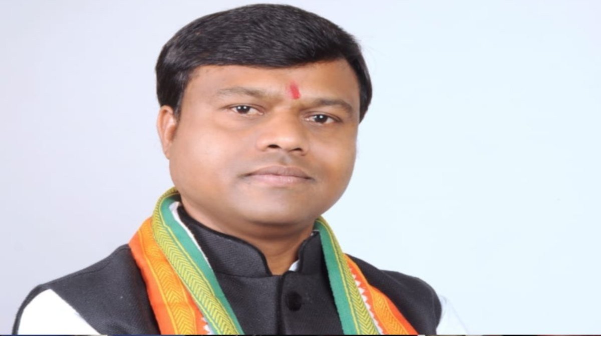 पांच राज्यों के चुनावी रुझानों पर सियासी घमासान, दीपक बैज के बयान से बढ़ा विवाद, भाजपा पर लगाए गंभीर आरोप