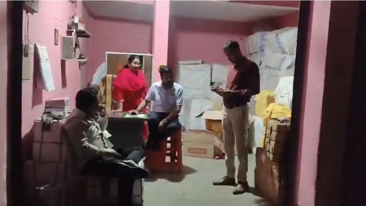 बिलासपुर में नकली मसाले पर बड़ा छापा…लाखों का फर्जी ‘एवरेस्ट’ स्टॉक जब्त, दुकान सील